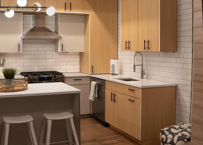 Near Zoo & • Reading Nook + Parking Appartamento *